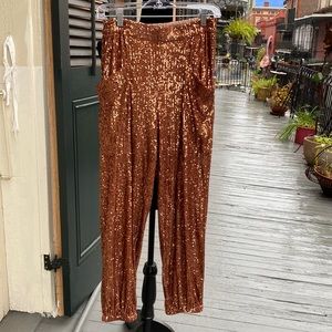 Very festive sequins pants